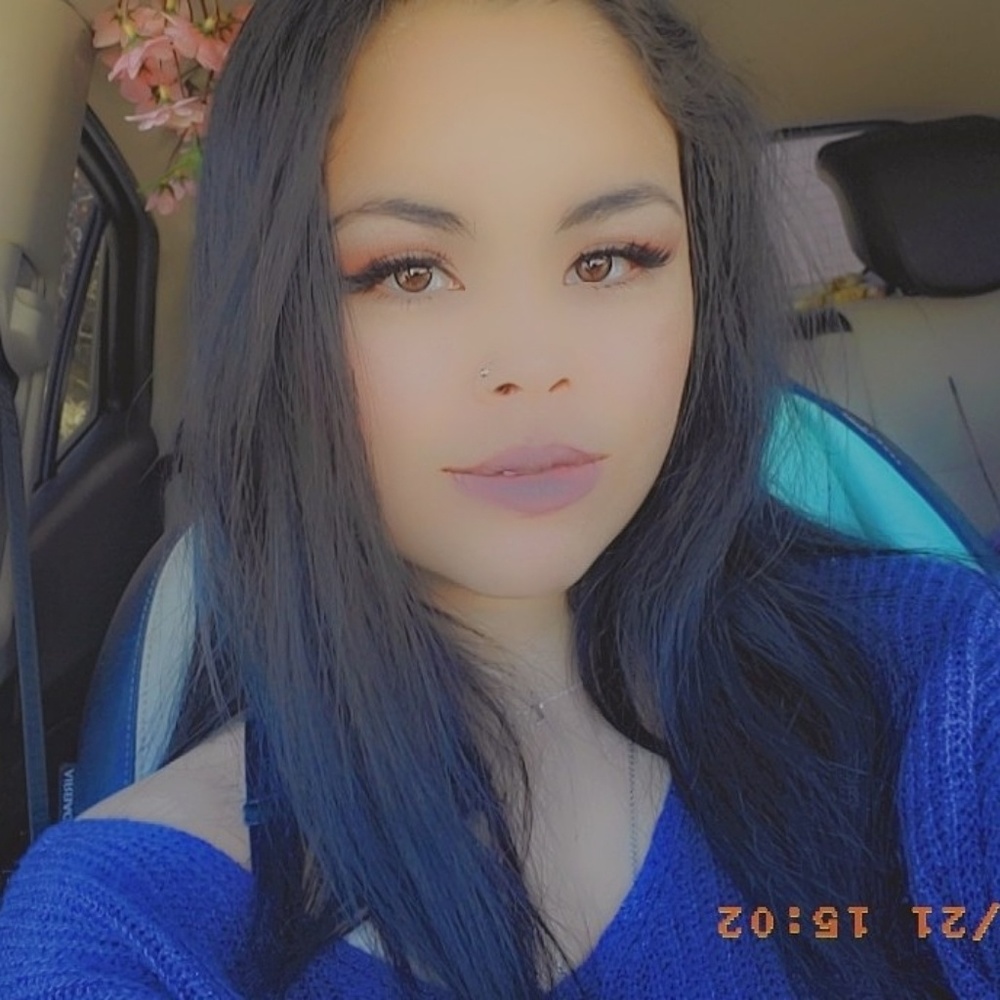 Meet your Posher, Leilani